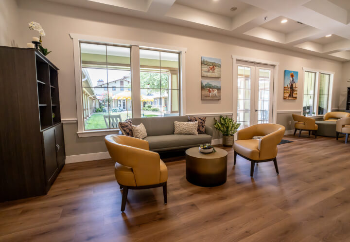 Spacious Common Area Lounge for Seniors at an Assisted Living Facility Spacious Common Area Lounge for Seniors at an Assisted Living Facility
