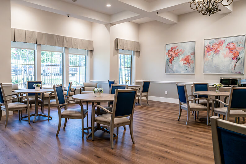Formal Dining Room for Seniors at a Memory Care Facility Open Dining Room Area for Seniors in Memory Care Facility