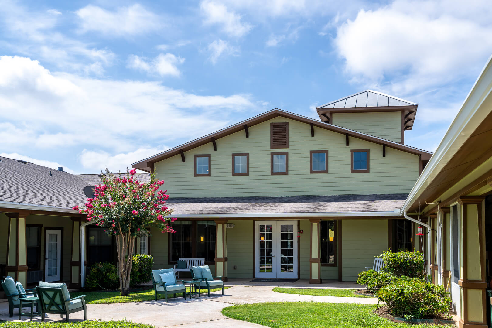 Outdoor Entrance and Patio Area at Senior Assisted Living Facility in Sherman TX