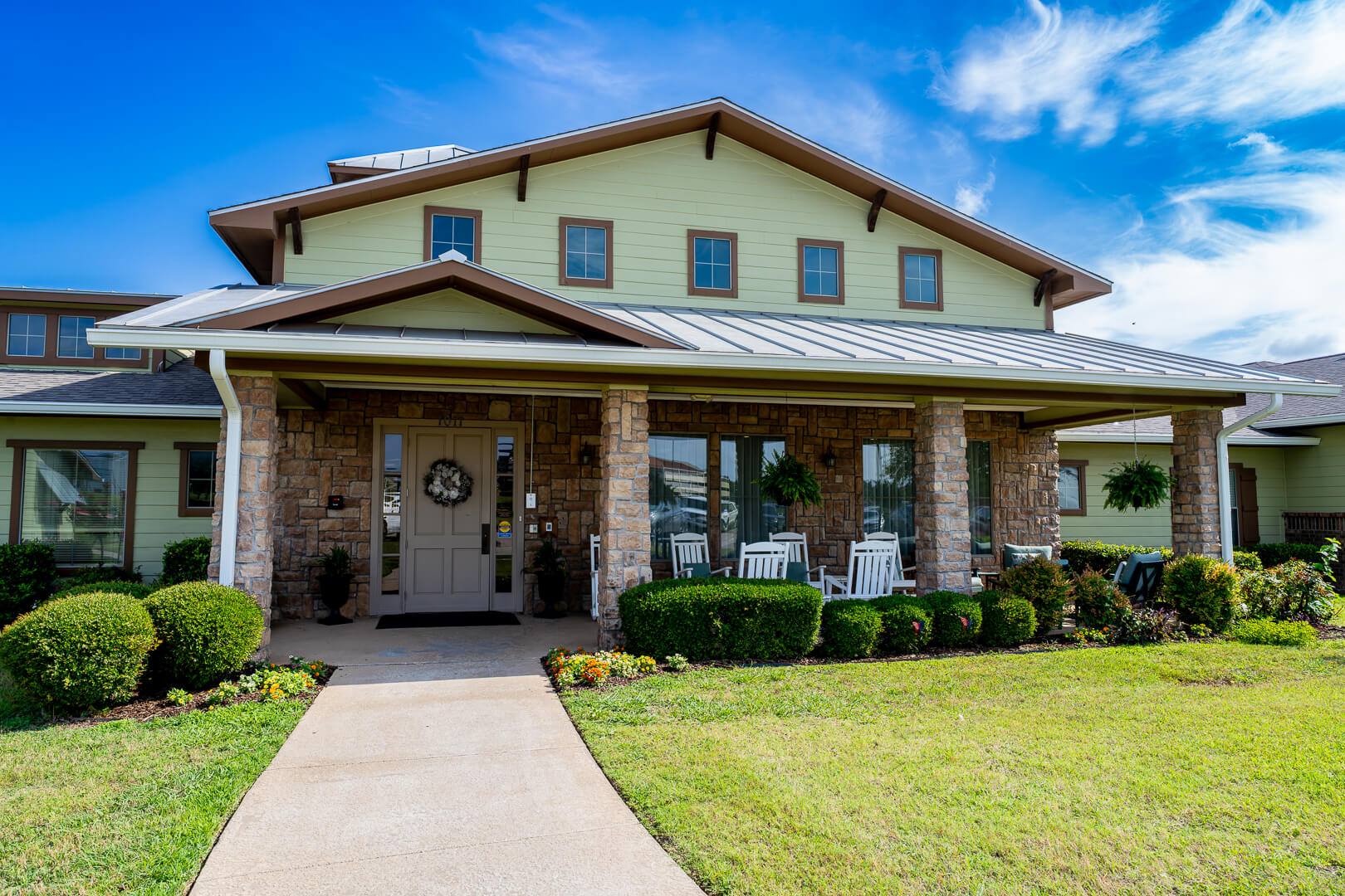 Outdoor Entrance at Senior Assisted Living Facility in Sherman TX